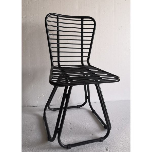 zwart metalen stoelzwart stoel - De Hebberij